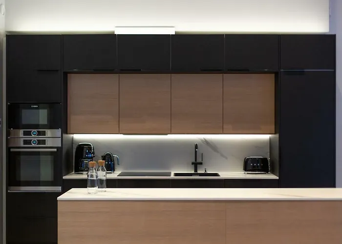 Riverside Luxury Διαμέρισμα *