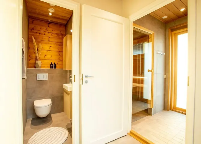 Riverside Luxury *