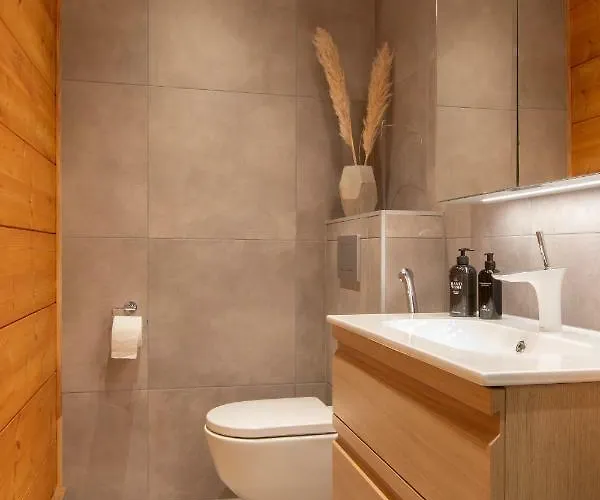 Riverside Luxury Ροβανιέμι